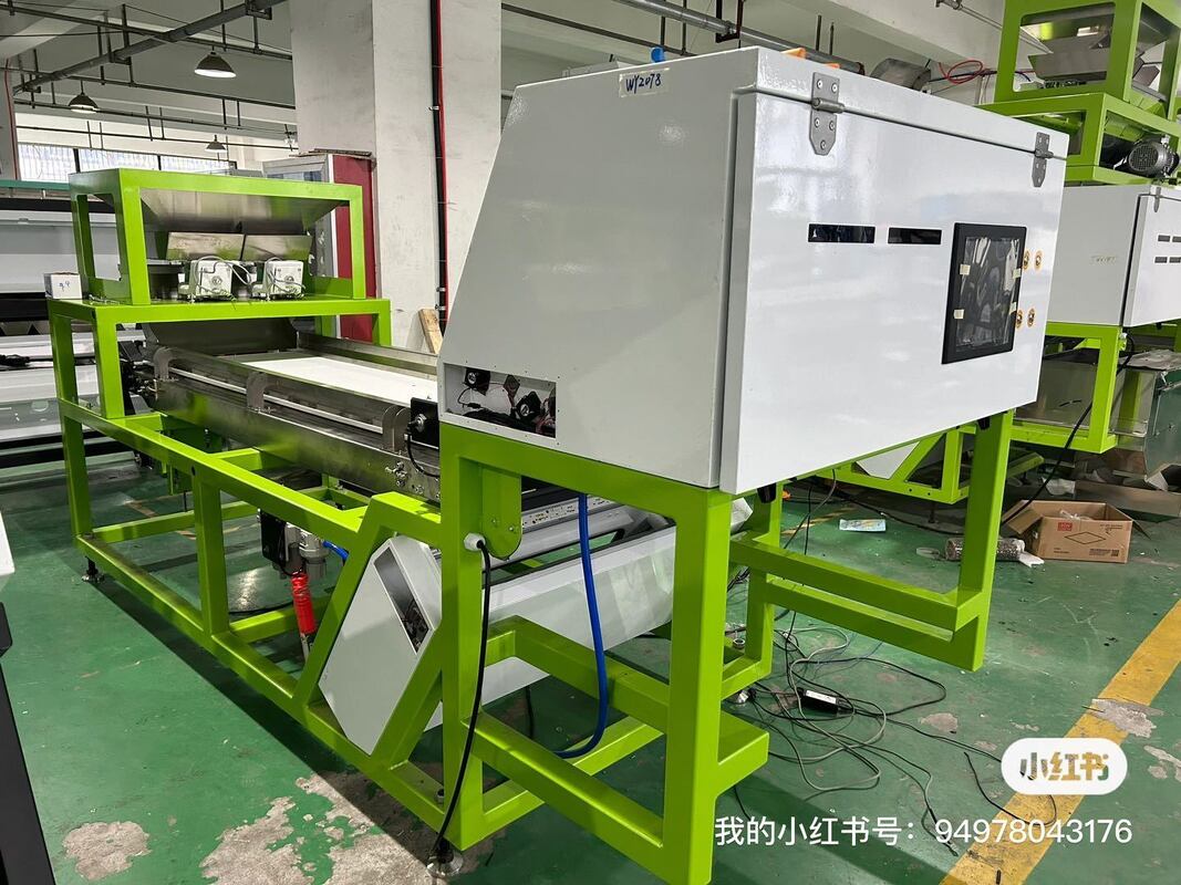 Sortitore di colore di minerale di manganese ad alta precisione industriale ≥99,99% con sorgente luminosa a LED ed egettore di metallo per la selezione dei ciottoli