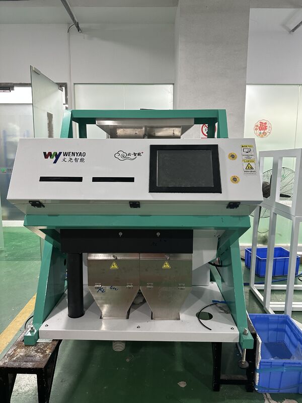 WENYAO CE certificato 3 canali Intelligent Optical Color Sorting Machine Alta precisione per classificazione di tutti i tipi di noci secche