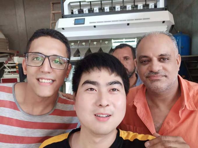 Intelligent Prunes Blueberry Cabbage Kiwicha Frittata Cipolla Verdura Frutta Color Sorting Machine per la lavorazione agricola 14